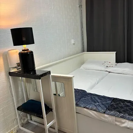 Appartement Entire In A Shared In Noord Close To The Center Station