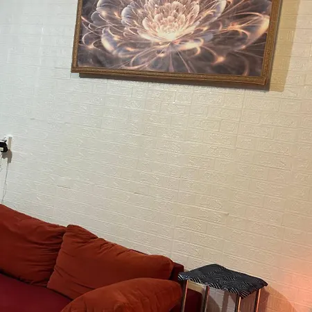Entire In A Shared In Noord Close To The Center Station Appartement *