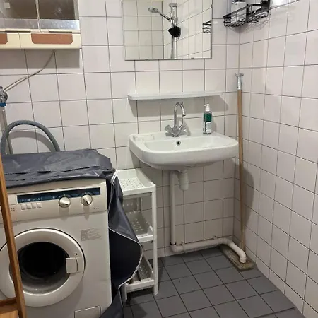 Διαμέρισμα Entire In A Shared In Noord Close To The Center Station *