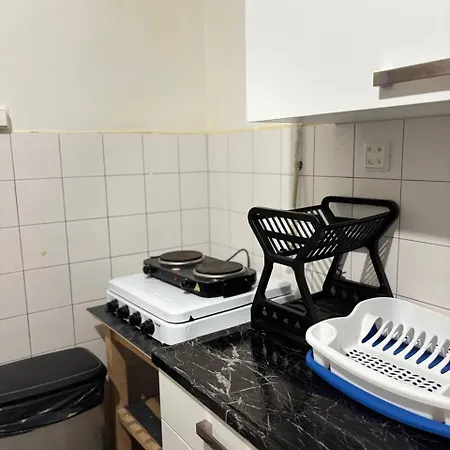 Entire In A Shared In Noord Close To The Center Station Apartment *